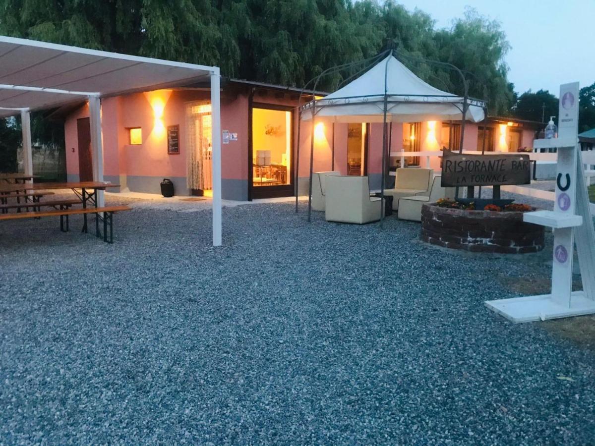 Agriturismo La Fornace Centro Ippico Como Exteriér fotografie